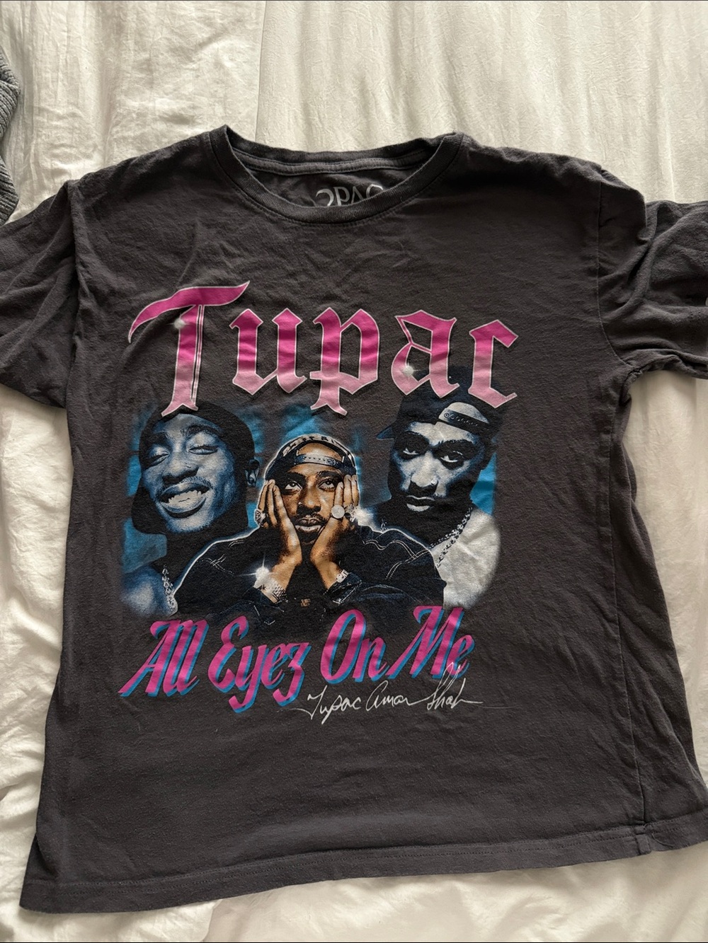 Tupac 'All Eyez On Me' Graphic Tee - Black